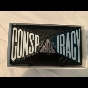 Shane Dawson Conspiracy palette